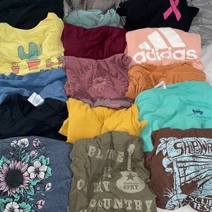 Tee shirt bundle(14)